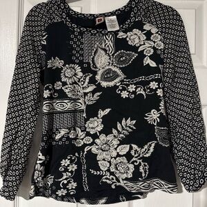 Black & White Floral Patchwork Long Sleeve Top